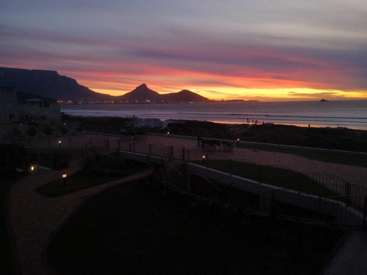 Lagoon Beach Neptune Isle Cape Town Exterior photo