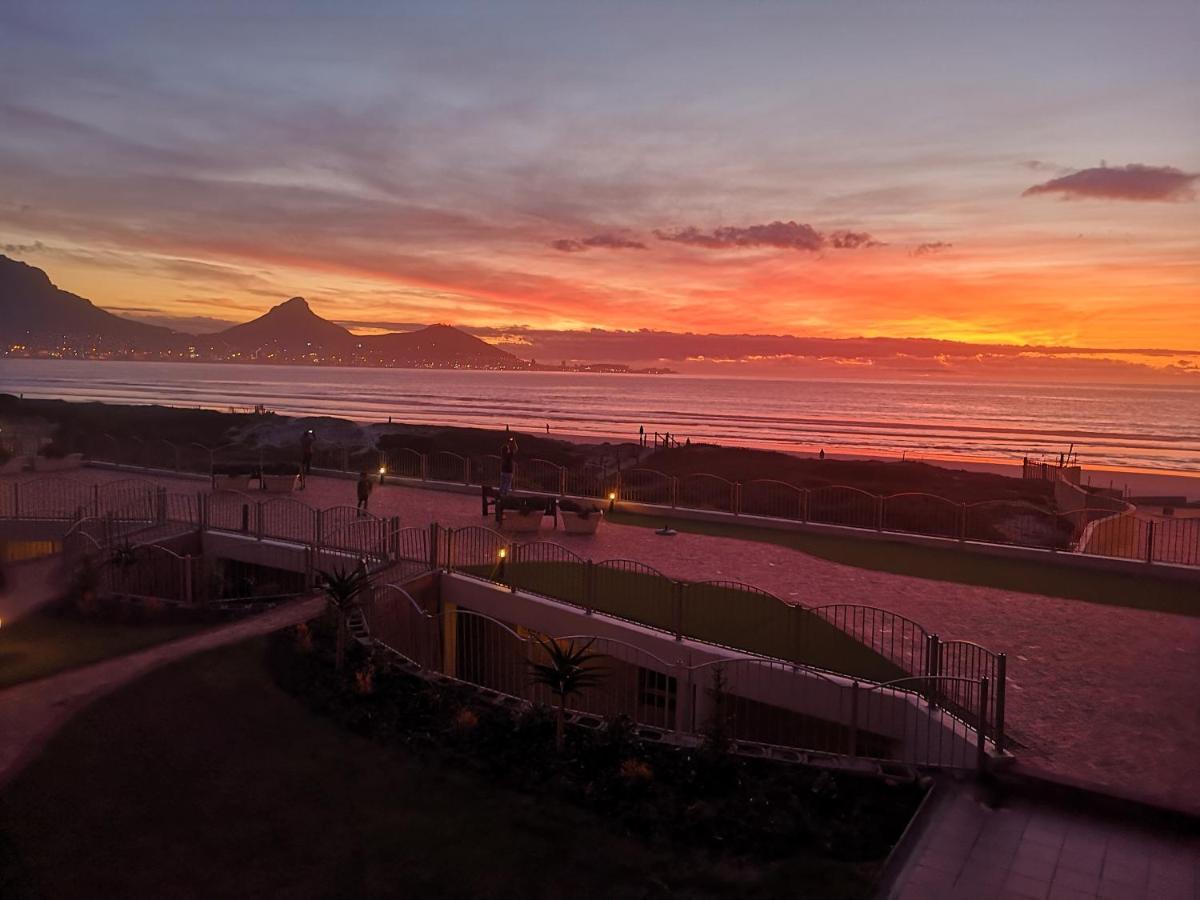 Lagoon Beach Neptune Isle Cape Town Exterior photo